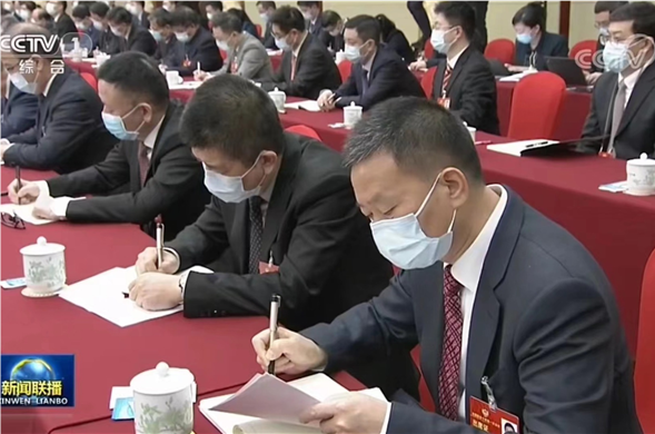 成都日报｜全国政协委员费功全：肩负社会责任 促进共同富裕